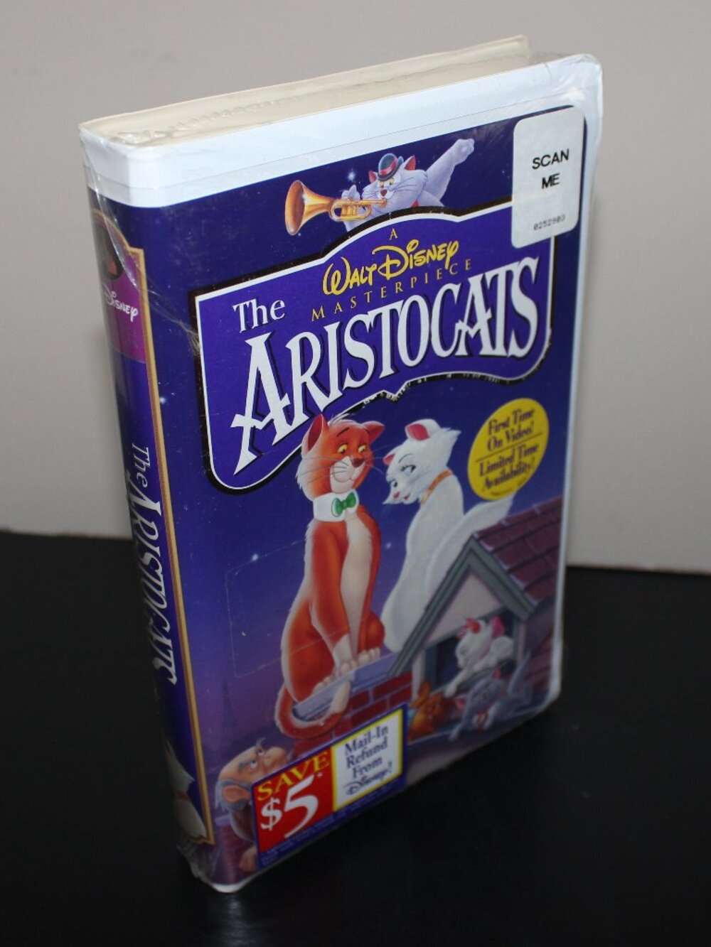 3/$55❤️sealed 1996 THE ARISTOCATS (1970) clamshell VHS Walt Disney Masterpiece